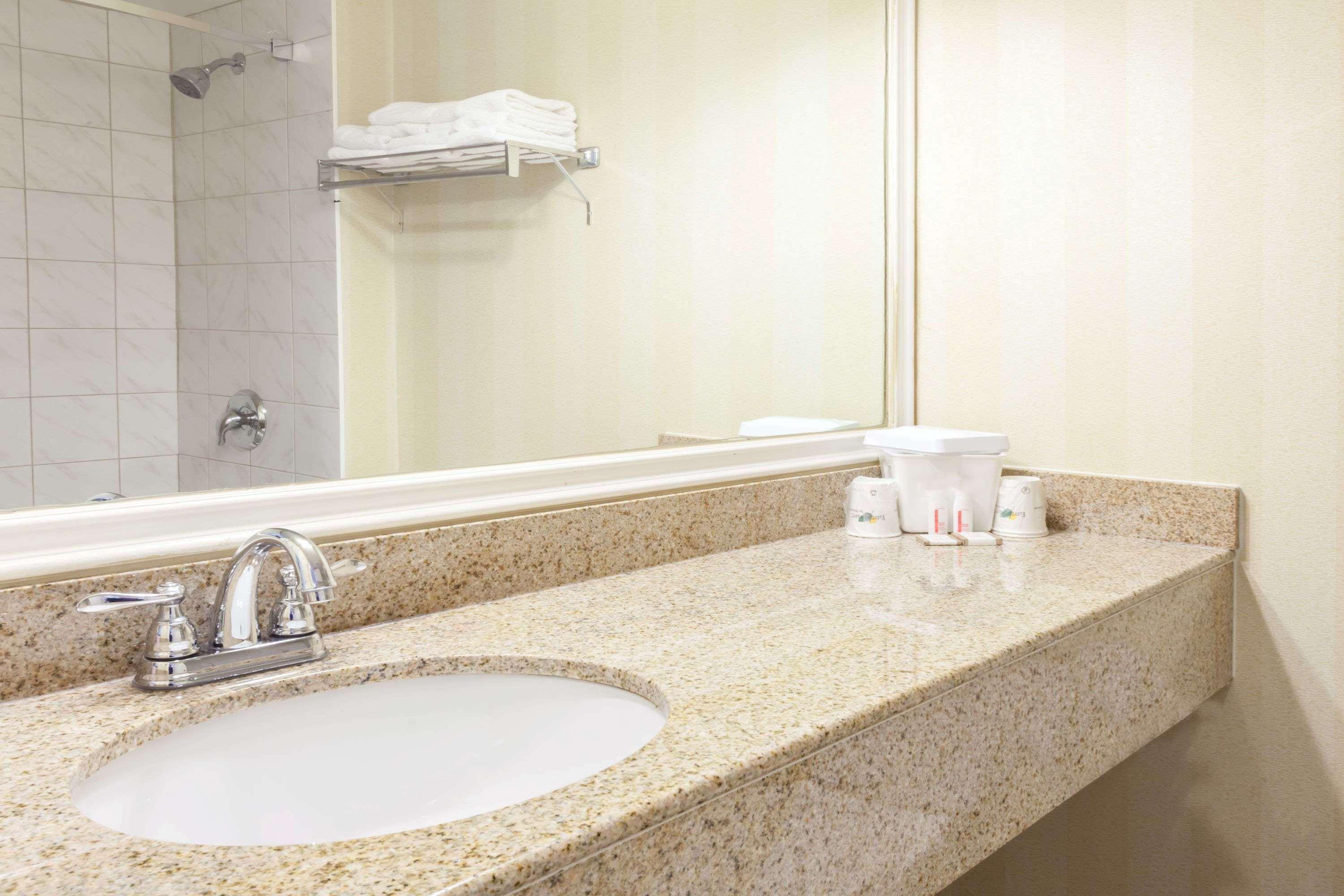 Toronto East Inn Luaran gambar